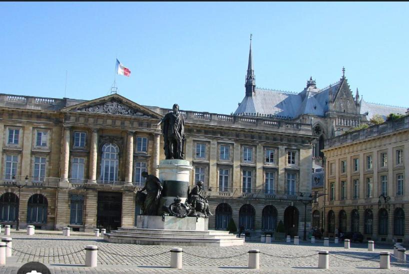 L'Ange Dore Reims Esterno foto