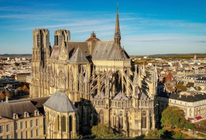 L'Ange Dore Reims Esterno foto
